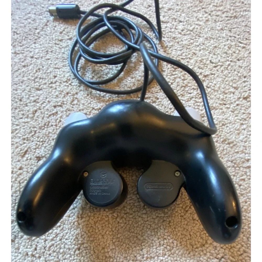 Nintendo GameCube Controller Black  DOL-003 OEM Authentic